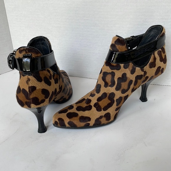 Stuart Weitzman booties animal print ankle - Picture 1 of 9